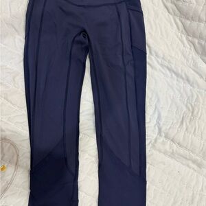 Navy Blue LuluLemon size 8 23” Leggings with pockets